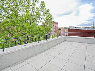 Sold by Avenue Sotheby's International Realty