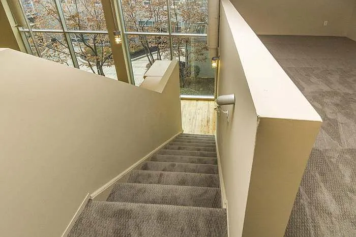 60 E Spring St #202 — Photo 19
