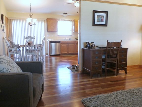 4th image of 1435 Glenwood Dr