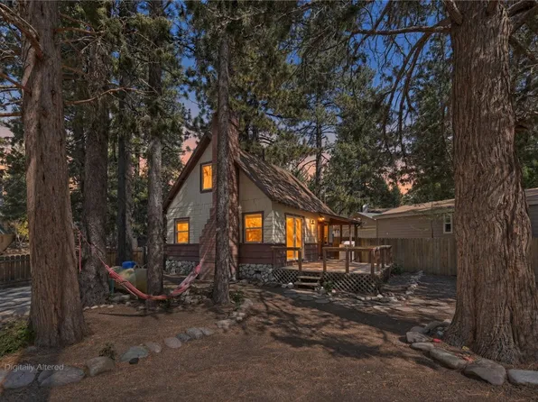 39525 Red Robin Dr, Fawnskin, CA 92333