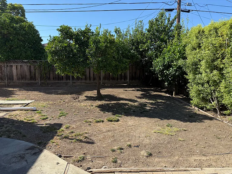 3378 Vanderbilt Way — Photo 32