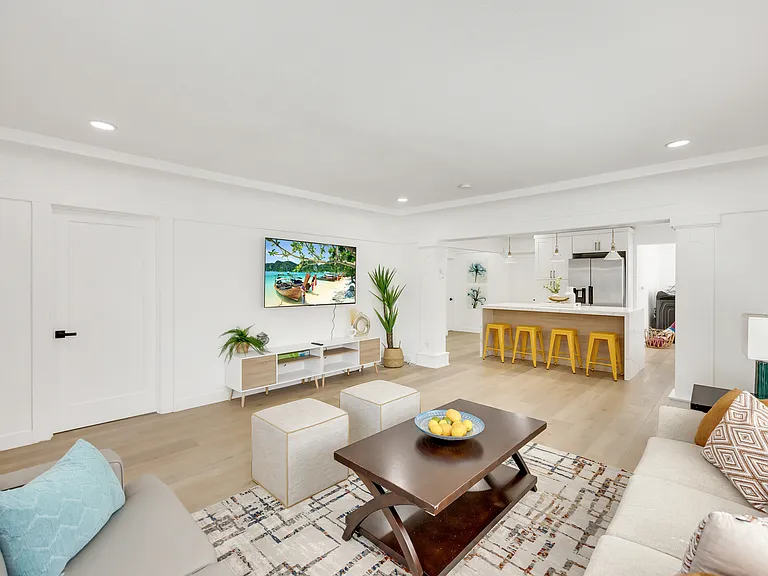 346 Molino Ave — Photo 22