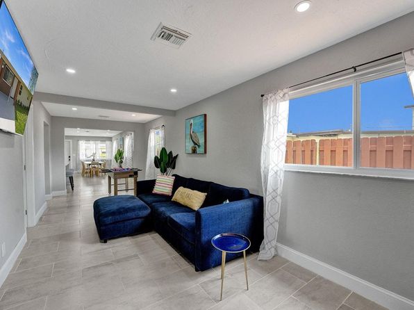 337 SW 8th Ave #ID1239396P