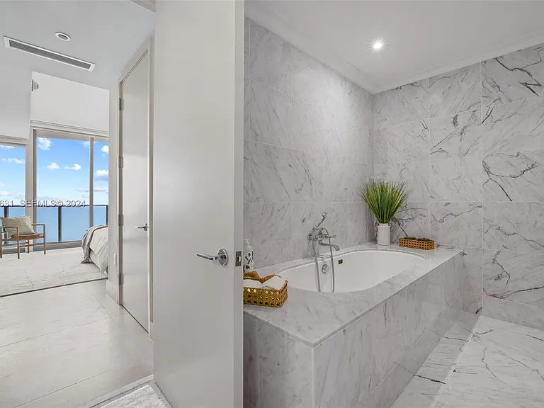 15701 Collins Ave #2103 — Photo 41
