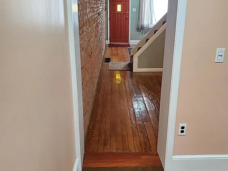 414 E Flora St — Photo 26