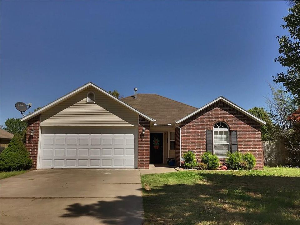 1st image of 868 S Colonial Dr