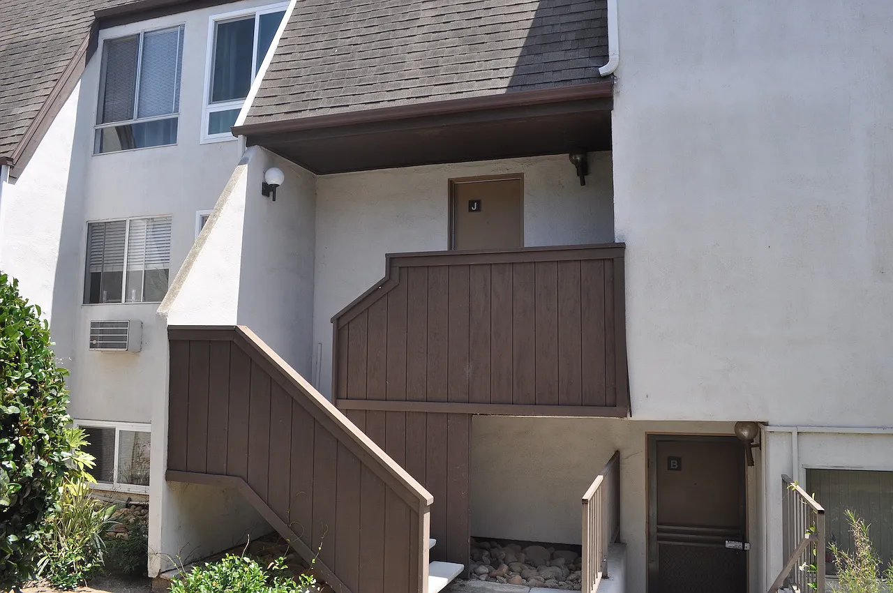 2 bed, 1.5 bath, 1020 sqft, $2,795 — Photo 1