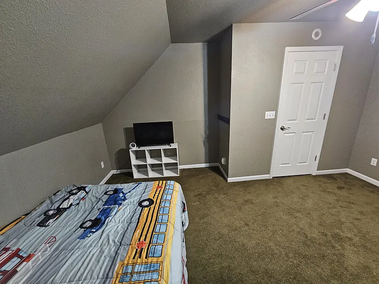 730 Maple St — Photo 31
