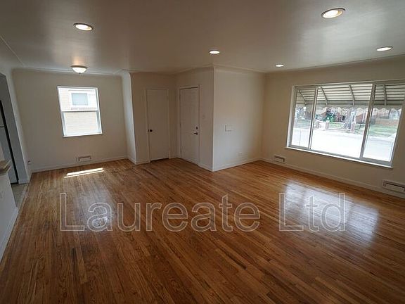 2nd image of 3630 Holly St