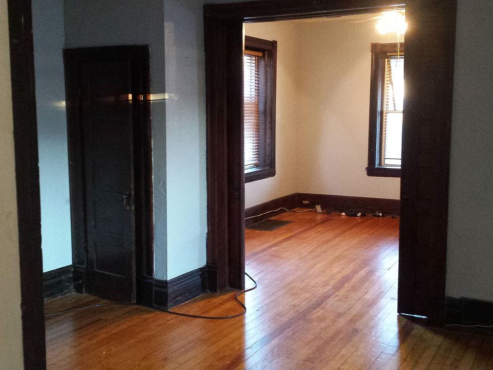 2nd image of 729 Themis St APT B