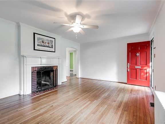 4th image of 4911 Park Ave