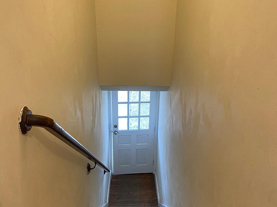 95 Perry St Unionville CT Zillow