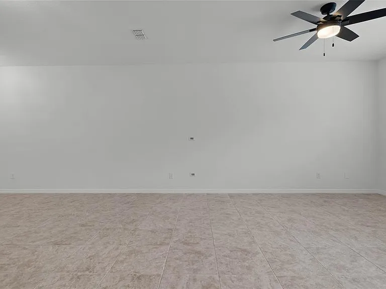 5440 New Independence Pkwy — Photo 24