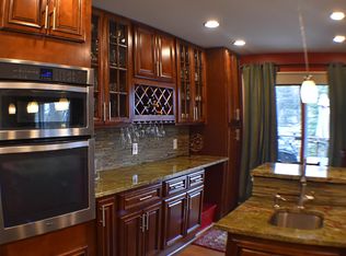 3 Saddlebrook Ct, Silver Spring, MD 20906