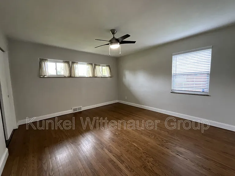 7911 W Main St — Photo 17