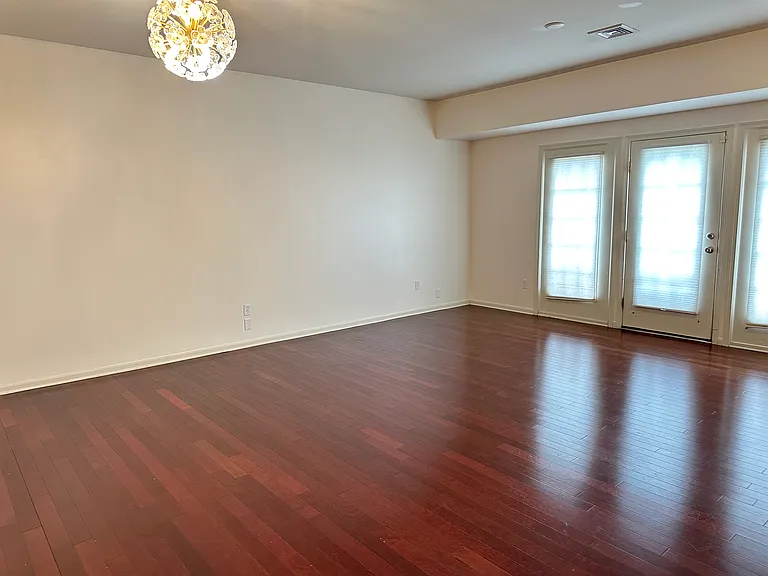 2100 Deer Run Dr — Photo 6