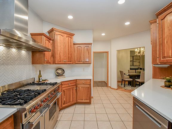 4th image of 7505 W 15th St