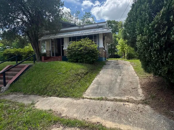 2707 13th St, Meridian, MS 39301