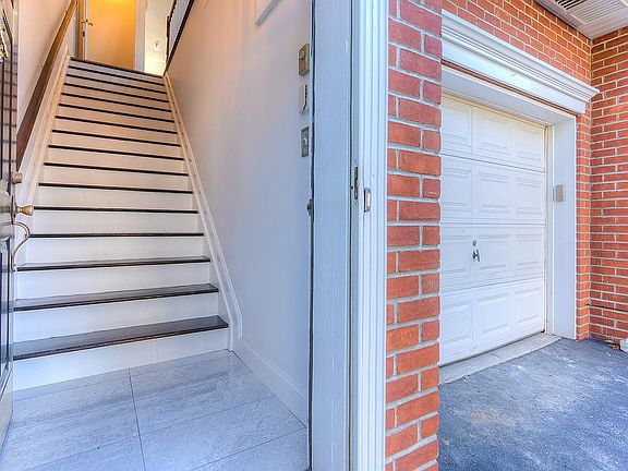 3rd image of 43 Meadow Ln #43