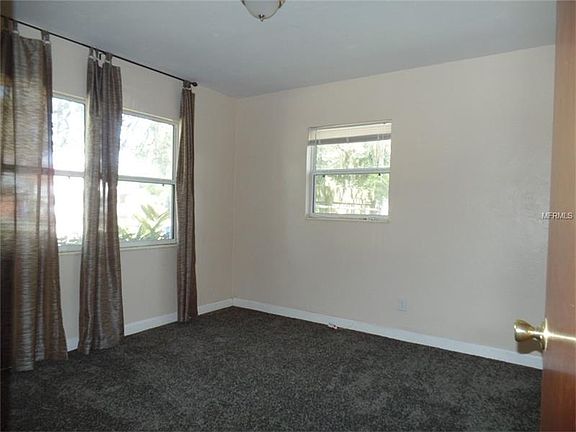 5th image of 2132 20th Ave N