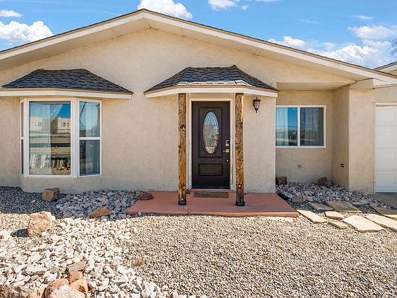 4th image of 2212 Alamogordo Dr NW