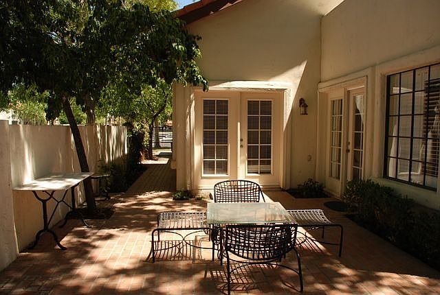 2nd image of 1903 E Calle De Arcos