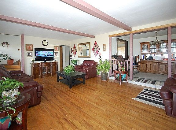 Open, charming and yours!