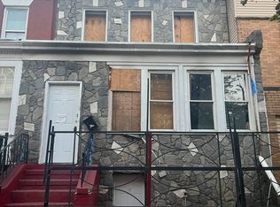 102 Grafton St, Brooklyn, NY 11212