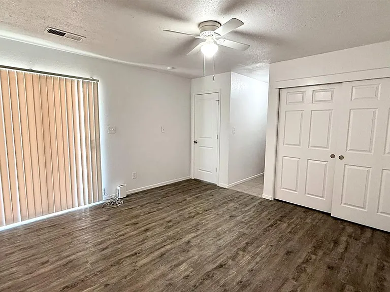 665 S Coalinga St — Photo 14