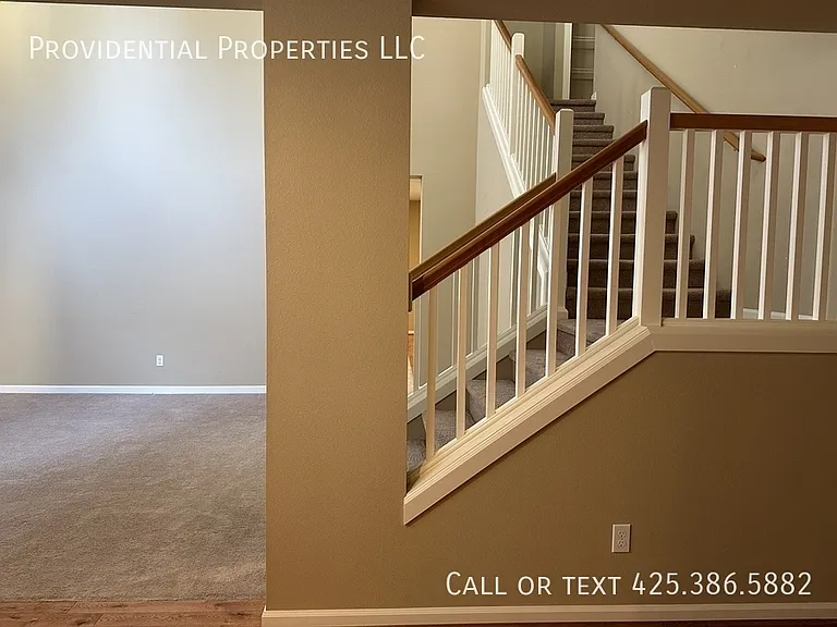 17020 NE 118th Way — Photo 8