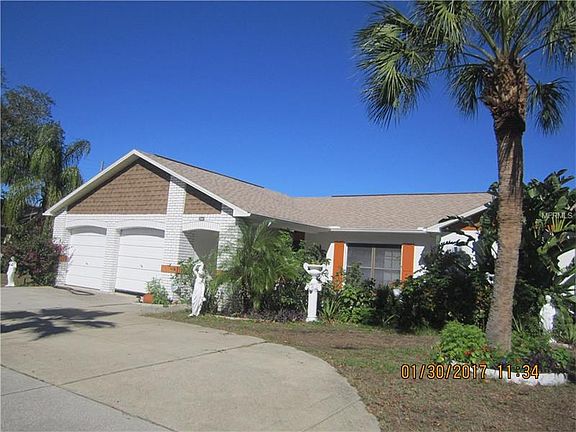 3rd image of 2441 Holiday Lake Dr