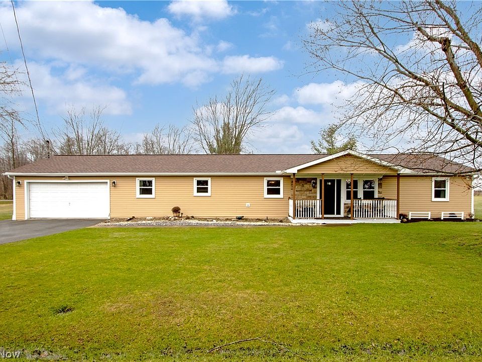 1st image of 4054 Cinnamon Dr N