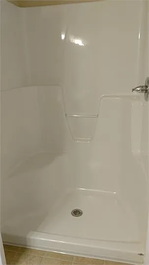 11300 Breeze Cir #103 — Photo 14