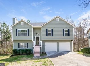 7370 Hunters Ridge Dr, Douglasville, GA 30134