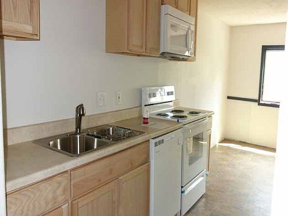 3rd image of 26513 E Nebraska Ave