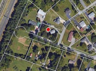841 Sparrow Ln, Bear, DE 19701