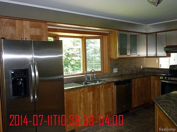 5th image of 18416 Kesh St