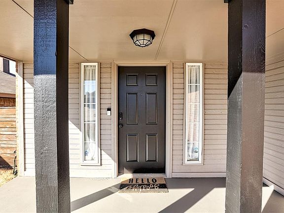 5th image of 2421 Grapevine Dr