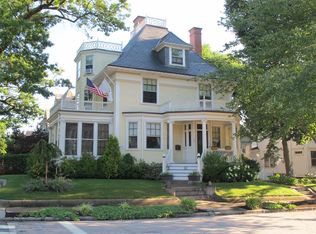 40 Irving Ave, Providence, RI 02906