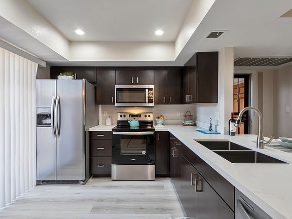 4th image of 9460 N 92nd St Unit 103