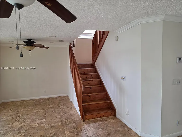 6178 Buena Vista Dr — Photo 7