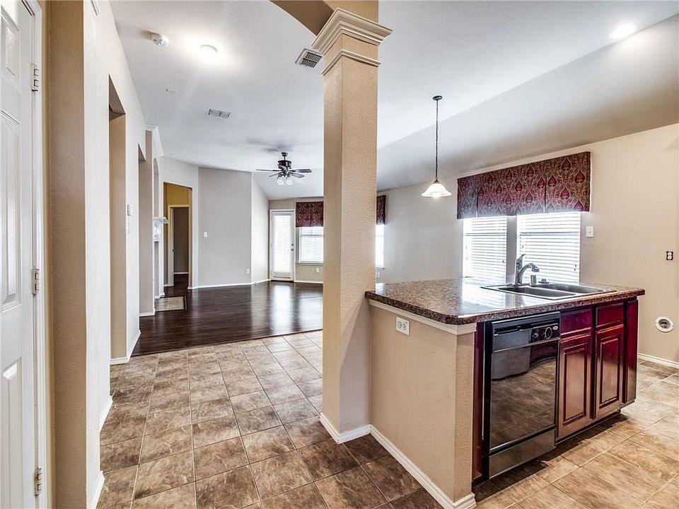 1st image of 939 Lake Grove Drive
