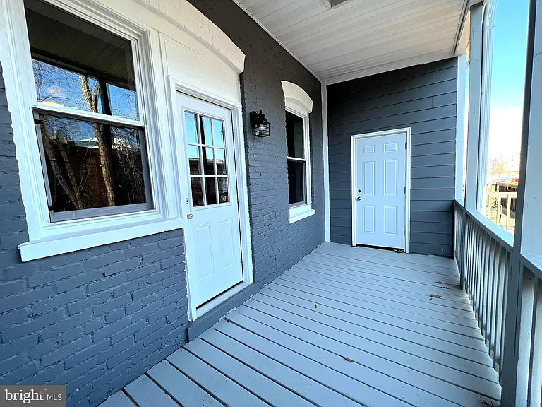 1210 Half St SW — Photo 26