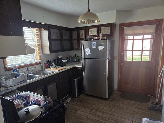 2nd image of 316 Highridge Ln