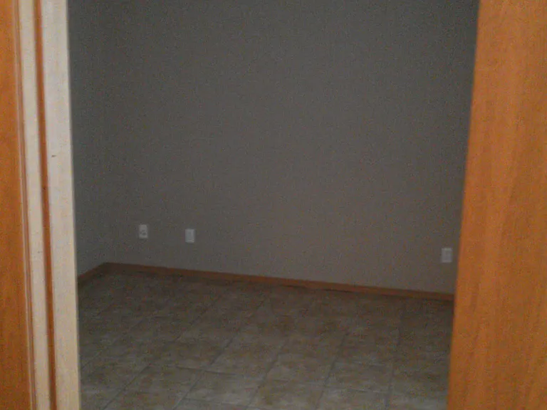 407 E Rogers St — Photo 10