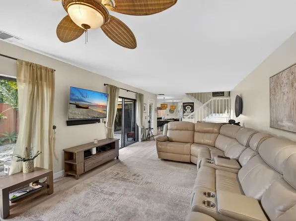 1700 Embassy Dr APT 101, West Palm Beach, FL 33401