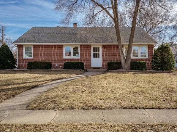 1728 Henderson Avenue, Beloit, WI 53511