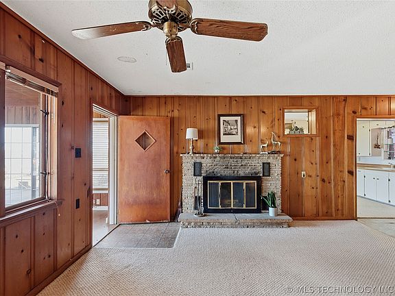 5th image of 32262 E 720th Rd