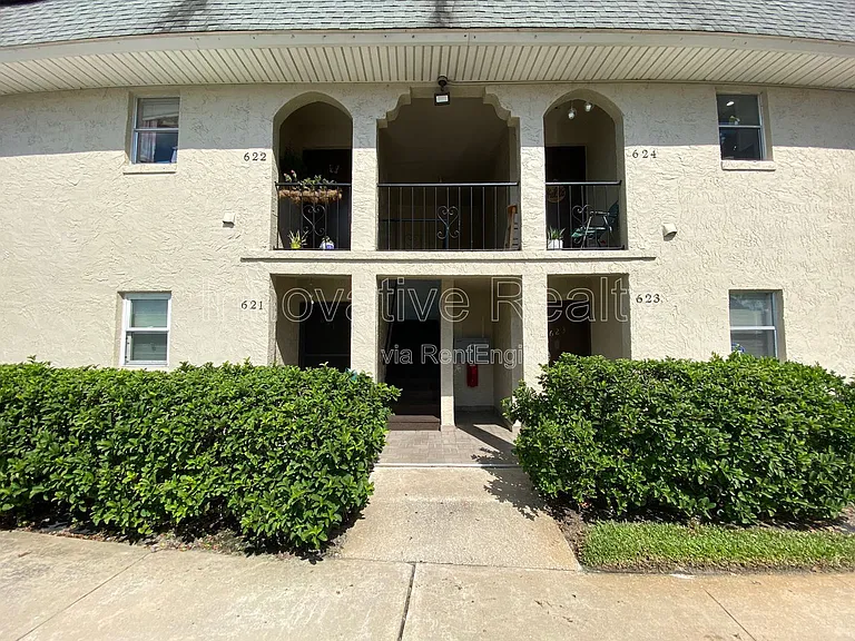 623 E San Sebastian Ct — Photo 1