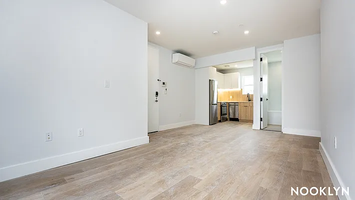 Rented by Nooklyn NYC LLC | media 14